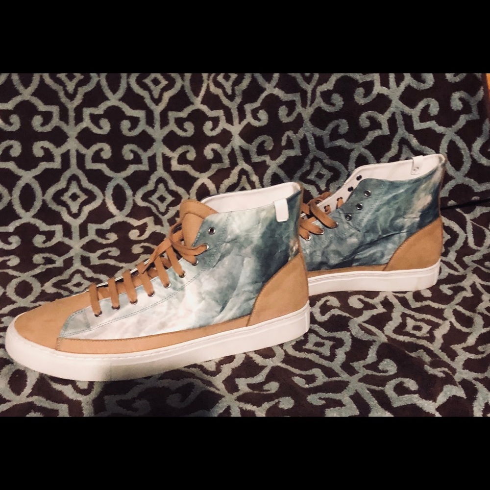 Men’s House of Future High Tops sz 13